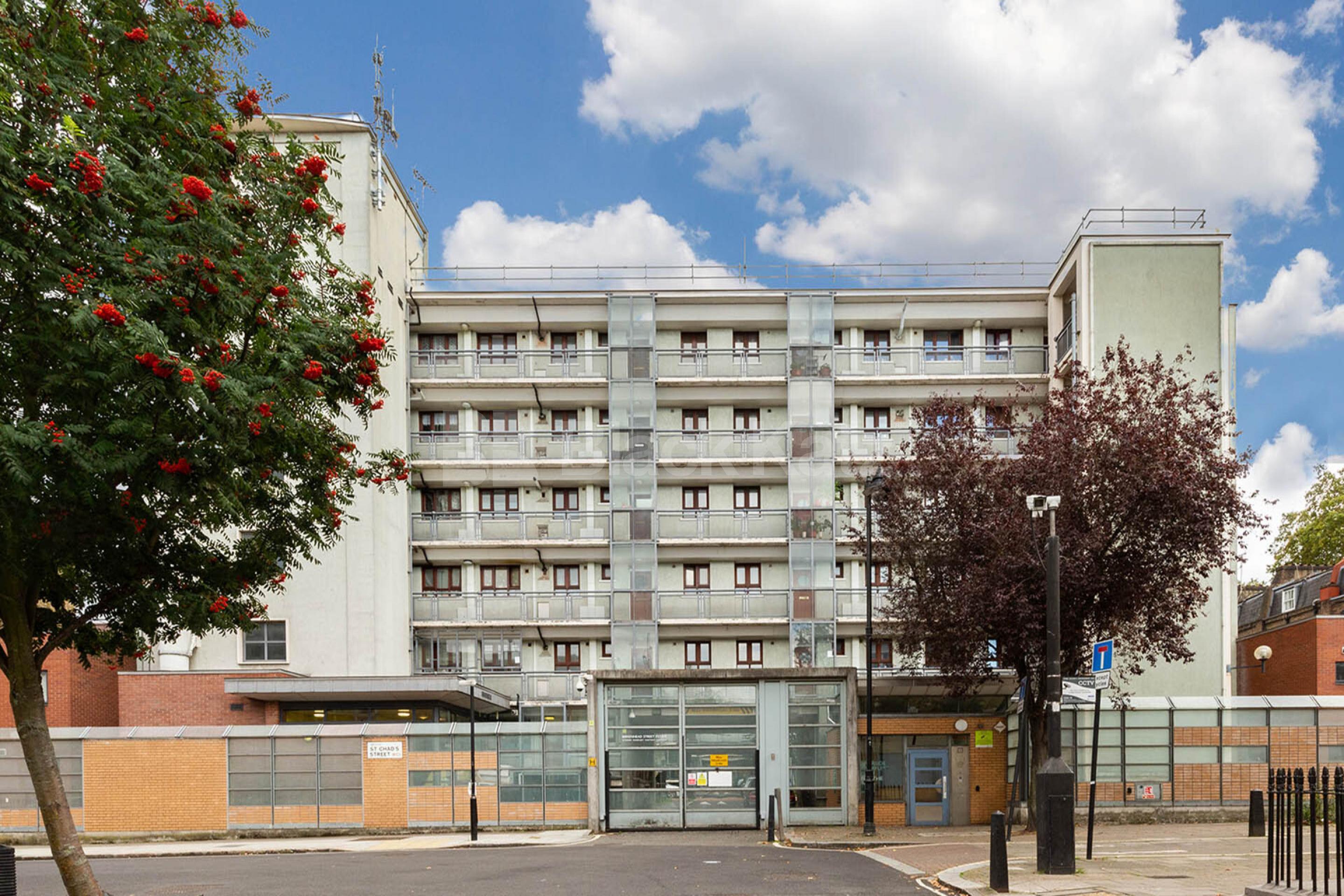 one bedroom property within a gated development in Kings Cross Birkenhead street , Kings Cross WC1H